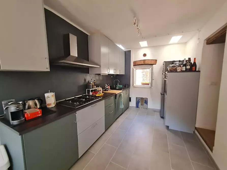 Immagine 13 di Appartamento in vendita  a Campiglia Marittima