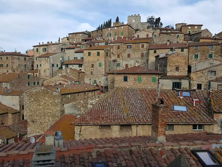 Immagine 11 di Appartamento in vendita  a Campiglia Marittima