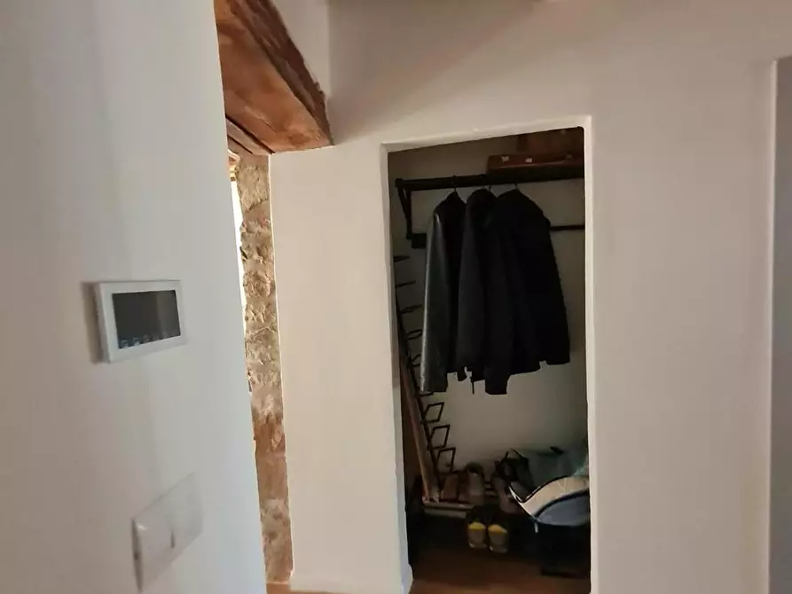 Immagine 17 di Appartamento in vendita  a Campiglia Marittima