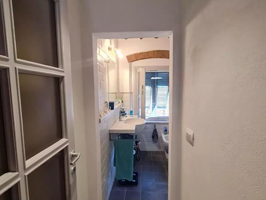 Immagine 19 di Appartamento in vendita  a Campiglia Marittima