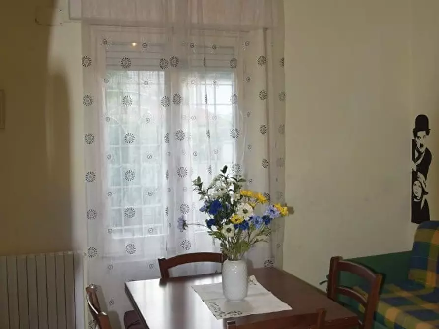 Immagine 6 di Appartamento in affitto  a Massa