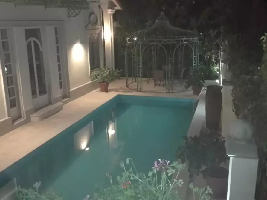 Immagine 9 di Appartamento in affitto  a Massa