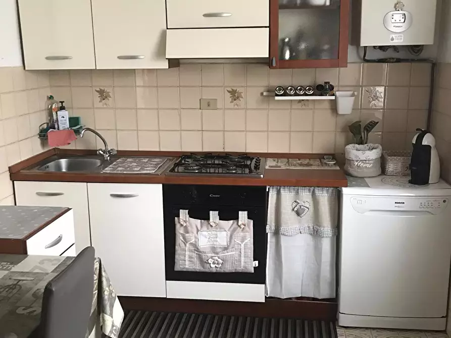 Immagine 1 di Appartamento in affitto  a Pontedera