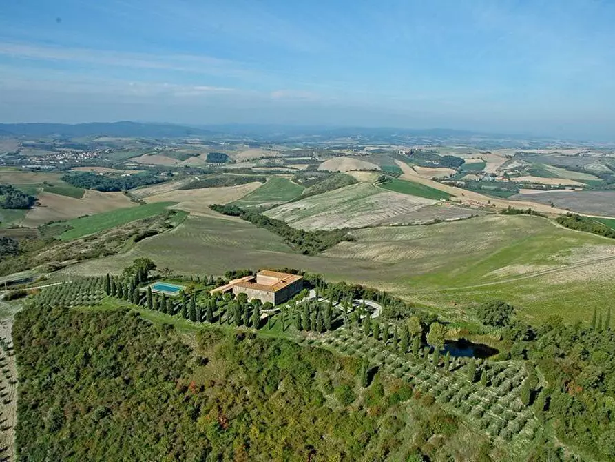 Immagine 18 di Agriturismo in vendita  a San Quirico D'orcia
