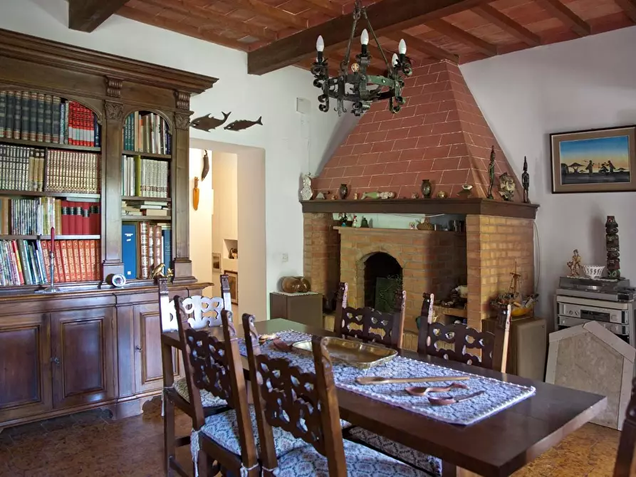 Immagine 16 di Casa colonica in vendita  a Sovicille