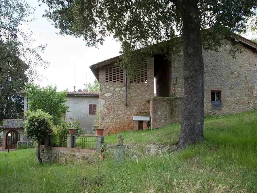 Immagine 10 di Casa colonica in vendita  a Sovicille