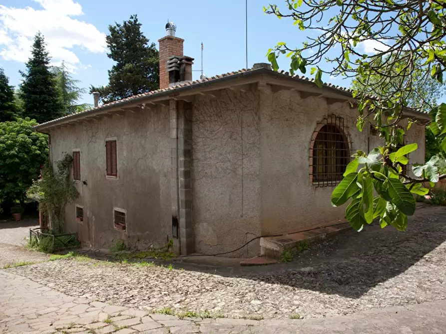 Immagine 8 di Casa colonica in vendita  a Sovicille