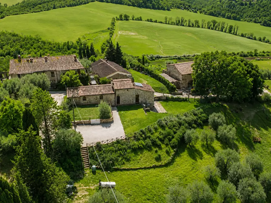 Immagine 1 di Rustico / casale in vendita  a Colle Di Val D'elsa