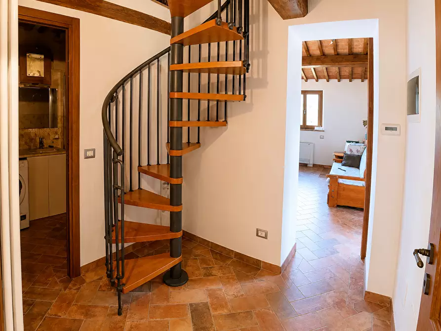 Immagine 19 di Rustico / casale in vendita  a Colle Di Val D'elsa