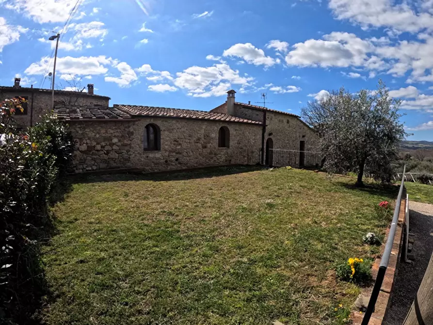 Immagine 5 di Rustico / casale in vendita  a Colle Di Val D'elsa