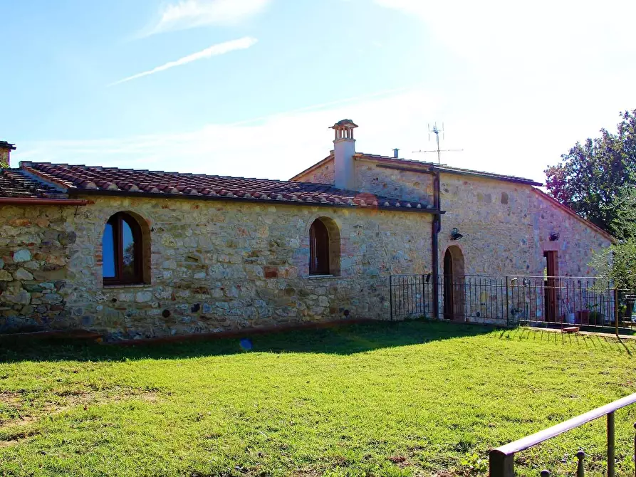 Immagine 1 di Rustico / casale in vendita  a Colle Di Val D'elsa