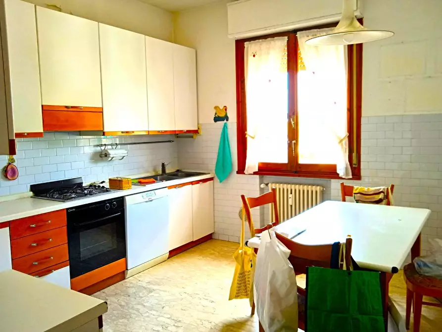 Immagine 8 di Appartamento in vendita  a Colle Di Val D'elsa