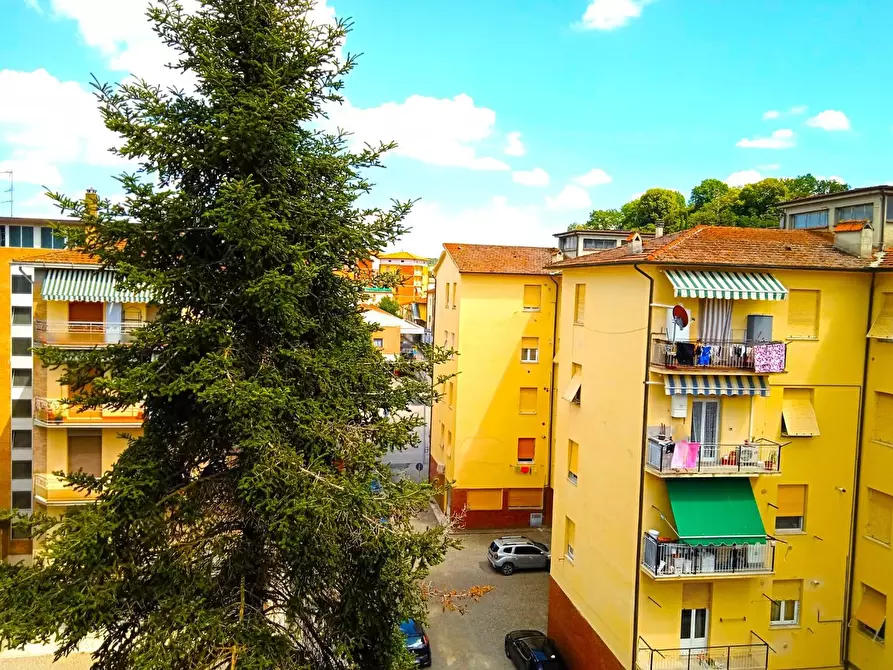 Immagine 17 di Appartamento in vendita  a Colle Di Val D'elsa