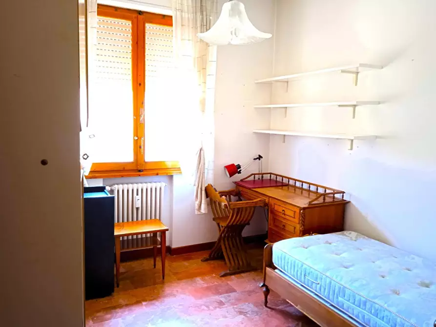 Immagine 19 di Appartamento in vendita  a Colle Di Val D'elsa