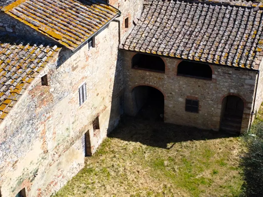 Immagine 2 di Rustico / casale in vendita  a Colle Di Val D'elsa