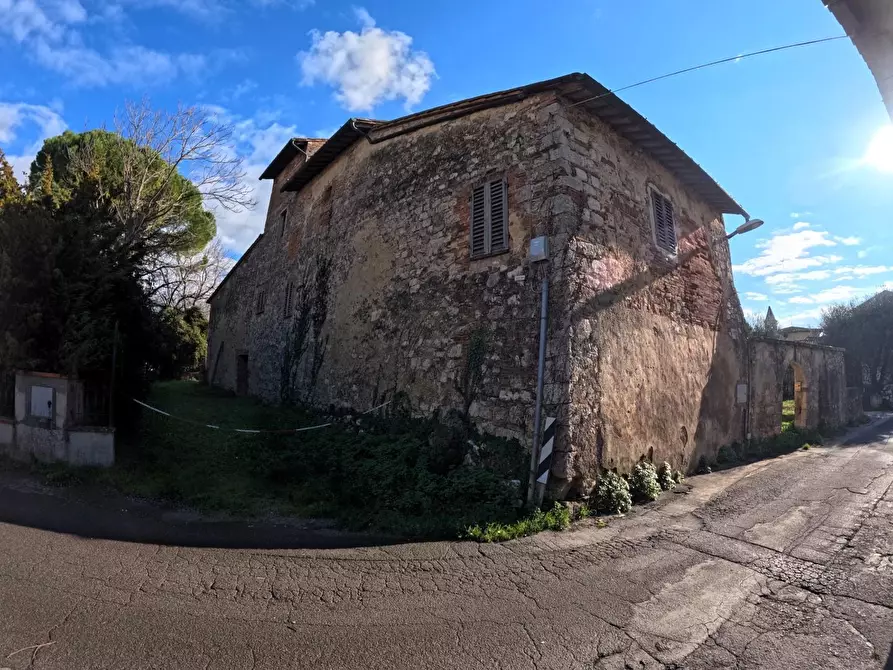 Immagine 13 di Rustico / casale in vendita  a Colle Di Val D'elsa