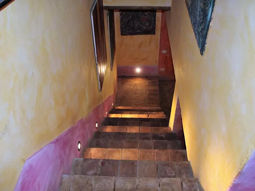 Immagine 15 di Porzione di casa in vendita  a San Gimignano