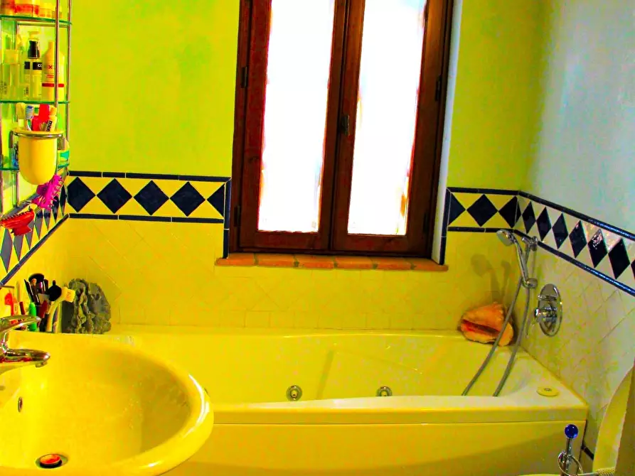 Immagine 23 di Rustico / casale in vendita  a Poggibonsi