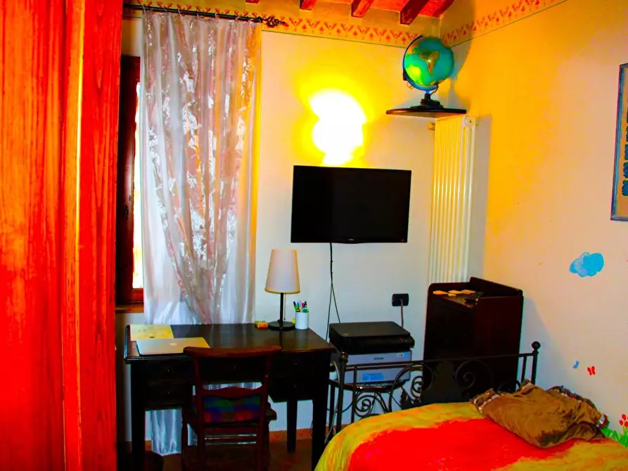 Immagine 21 di Rustico / casale in vendita  a Poggibonsi