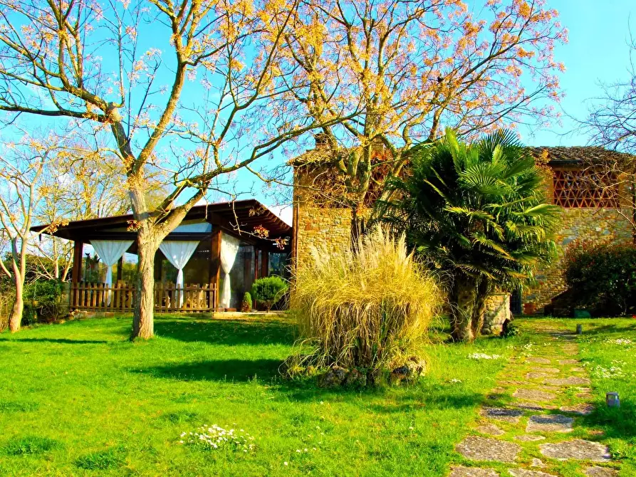 Immagine 2 di Rustico / casale in vendita  a Poggibonsi