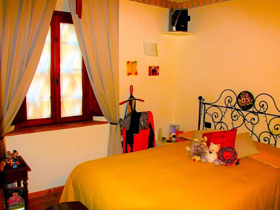 Immagine 28 di Rustico / casale in vendita  a Poggibonsi