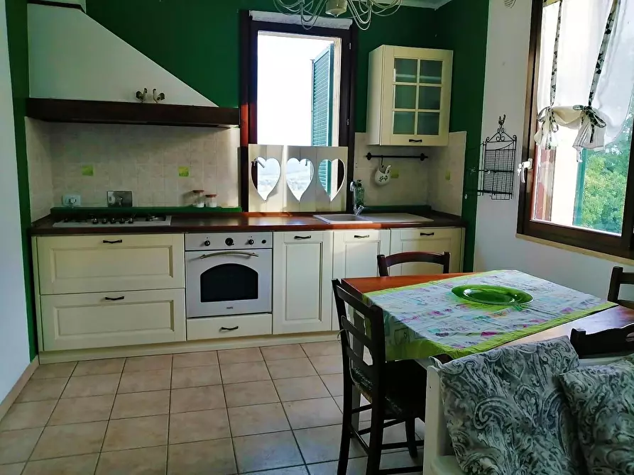 Immagine 6 di Appartamento in vendita  a Casole D'elsa