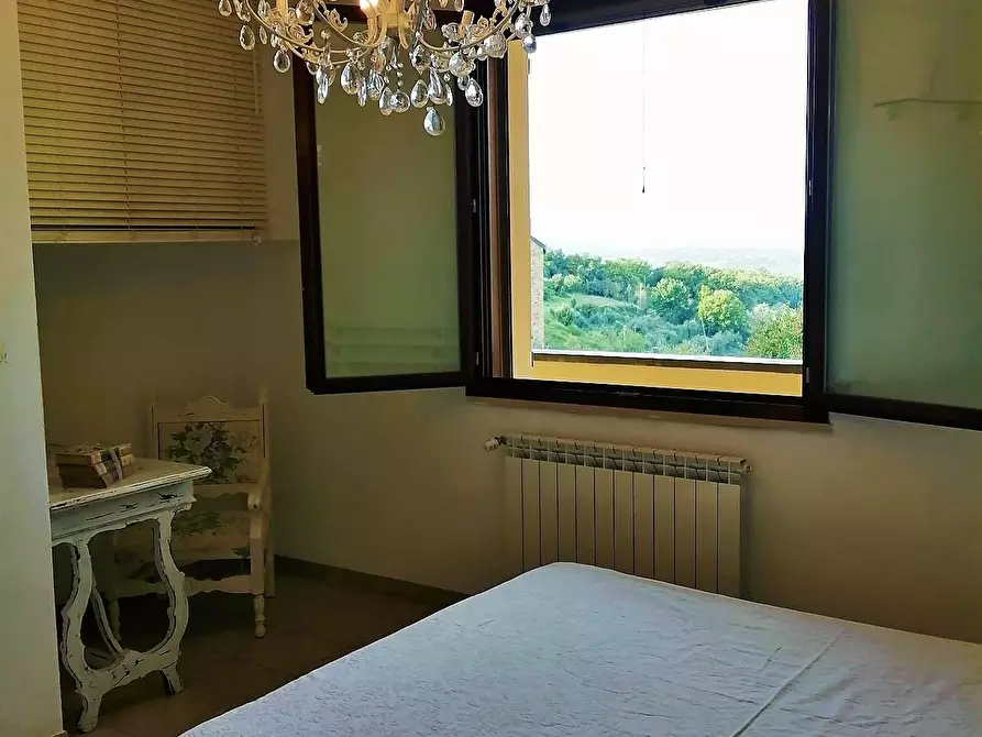 Immagine 10 di Appartamento in vendita  a Casole D'elsa
