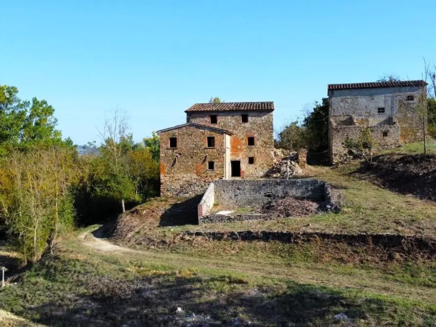 Immagine 2 di Casa colonica in vendita  a Monte Santa Maria Tiberina