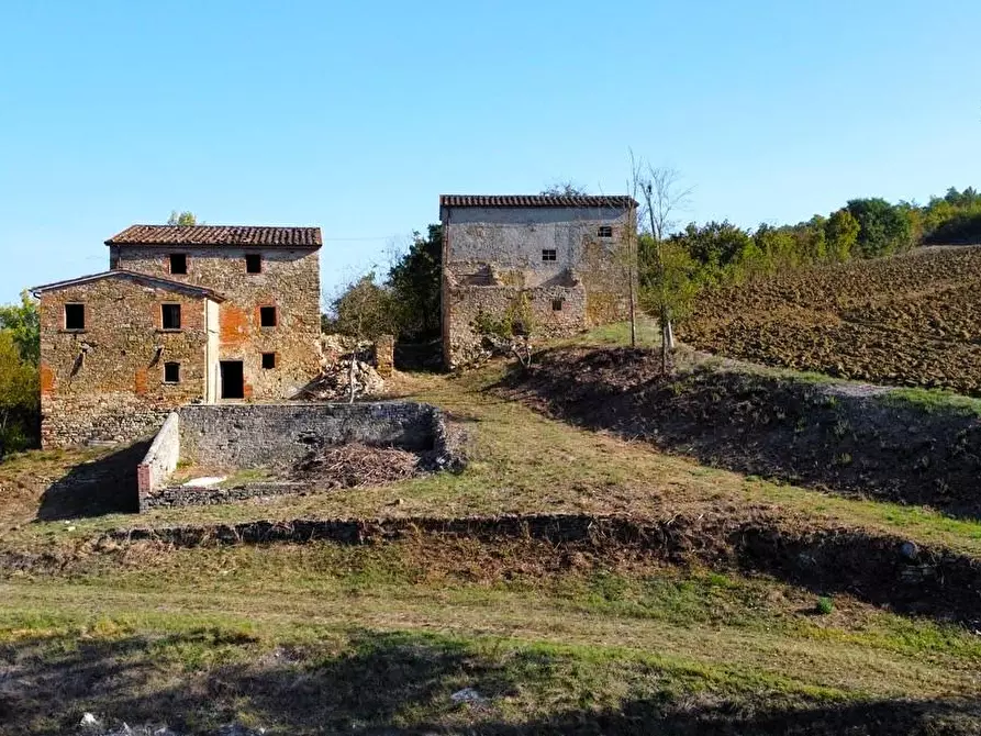 Immagine 1 di Casa colonica in vendita  a Monte Santa Maria Tiberina