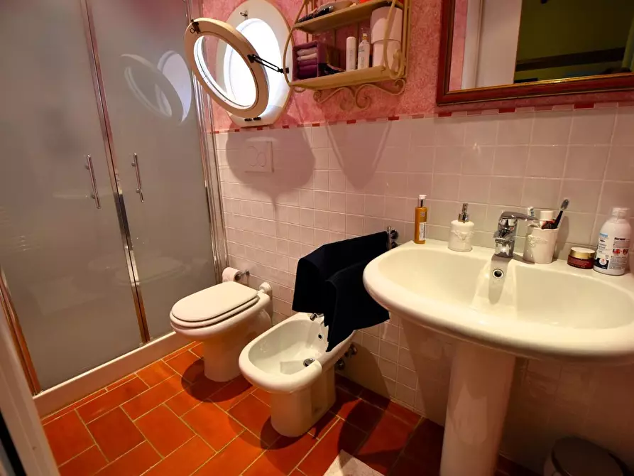 Immagine 51 di Casa colonica in vendita  a Monterchi