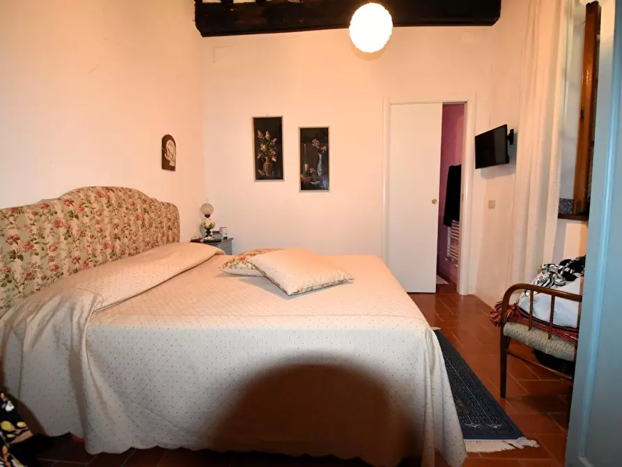 Immagine 49 di Casa colonica in vendita  a Monterchi