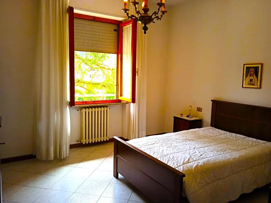 Immagine 10 di Appartamento in vendita  a Poggibonsi