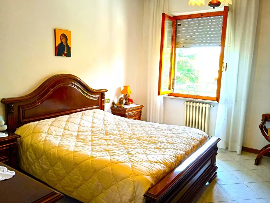 Immagine 9 di Appartamento in vendita  a Poggibonsi