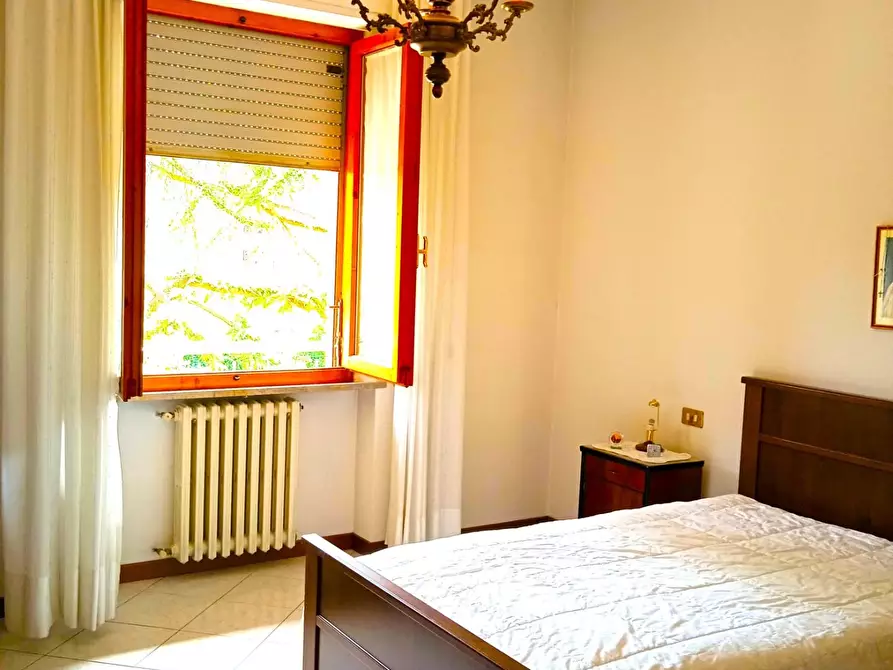 Immagine 11 di Appartamento in vendita  a Poggibonsi