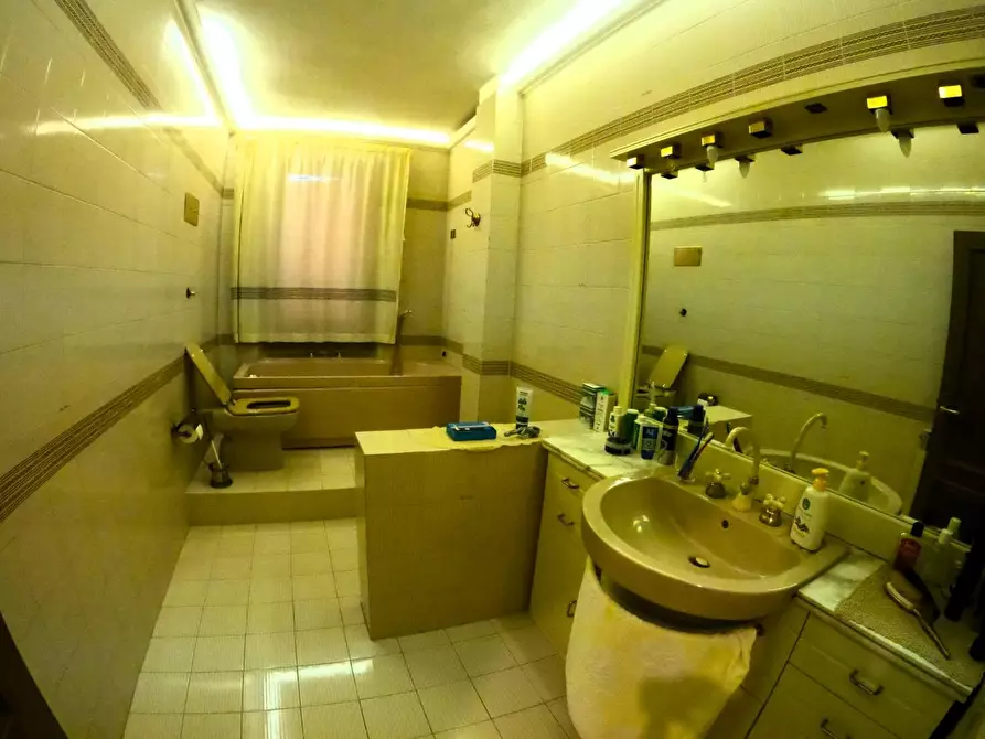 Immagine 9 di Villa in vendita  a Casole D'elsa