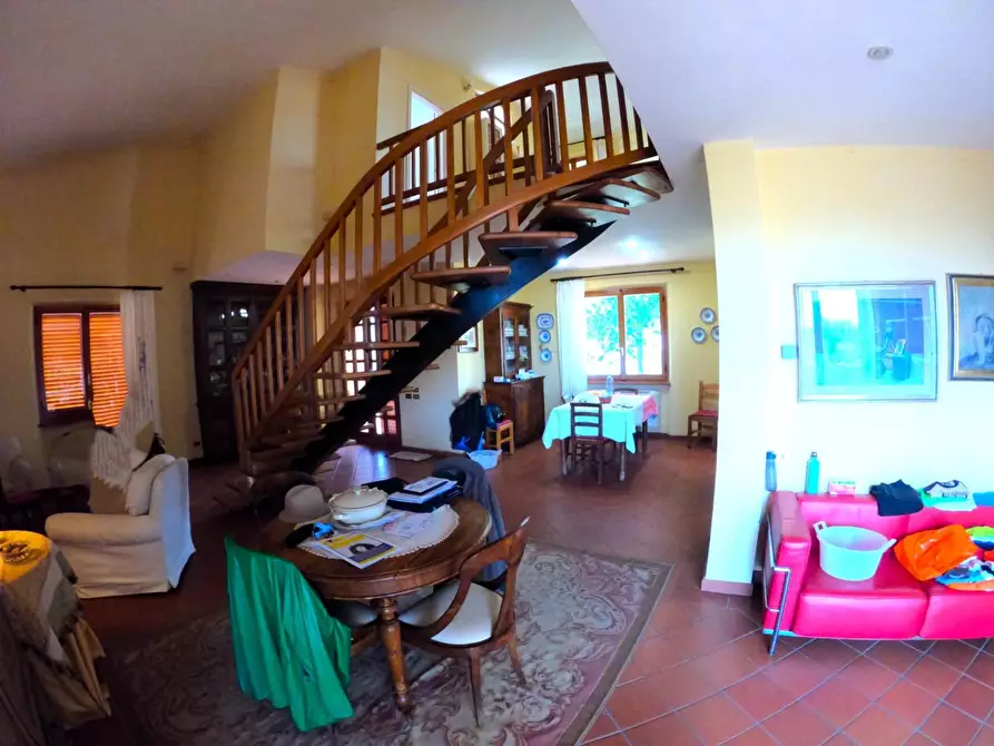 Immagine 6 di Villa in vendita  a Casole D'elsa