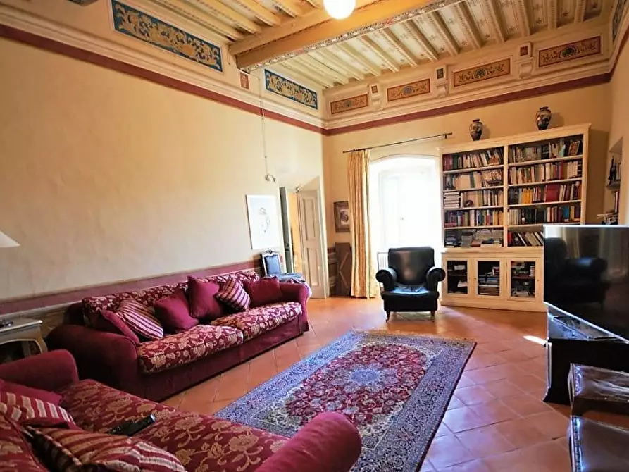 Immagine 8 di Appartamento in vendita  a Colle Di Val D'elsa