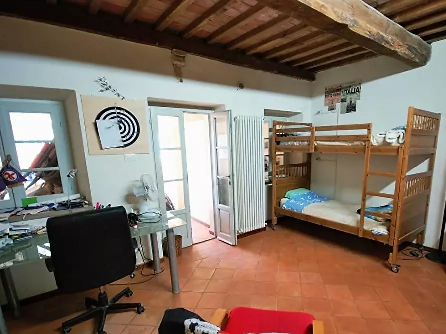 Immagine 12 di Appartamento in vendita  a Colle Di Val D'elsa