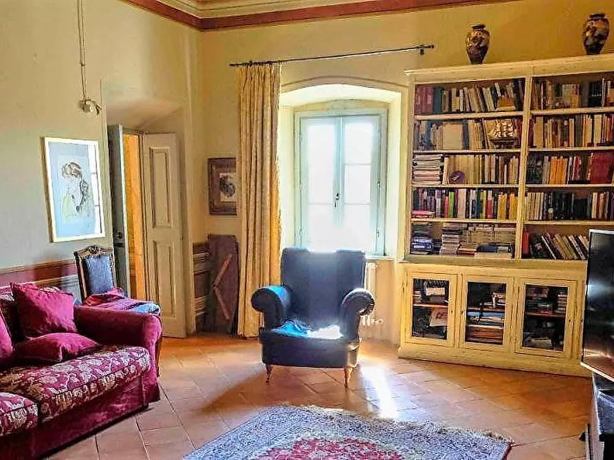 Immagine 9 di Appartamento in vendita  a Colle Di Val D'elsa