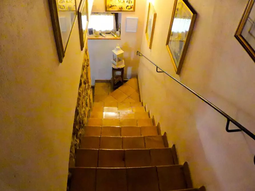 Immagine 17 di Porzione di casa in vendita  a Casole D'elsa