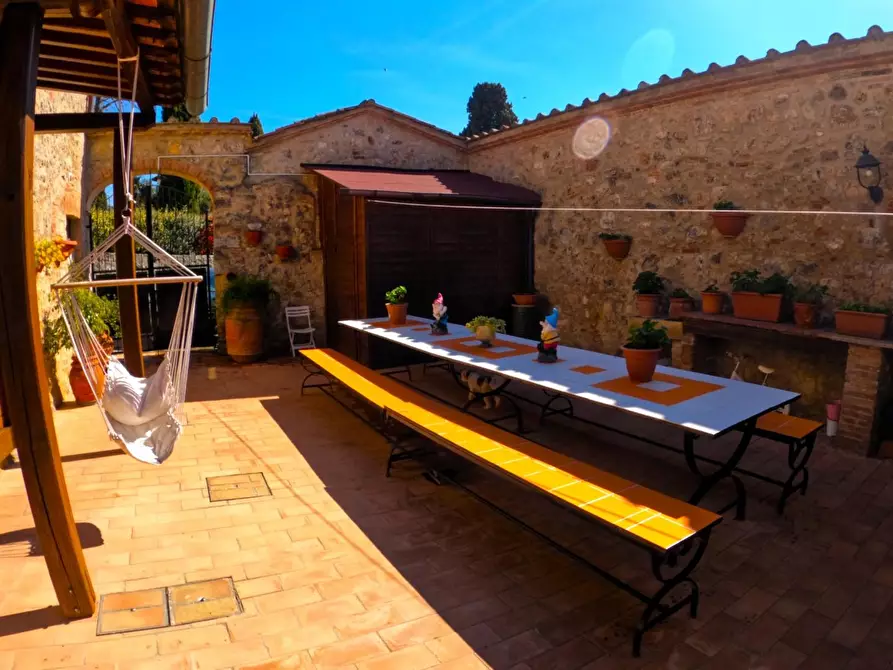 Immagine 4 di Porzione di casa in vendita  a Casole D'elsa