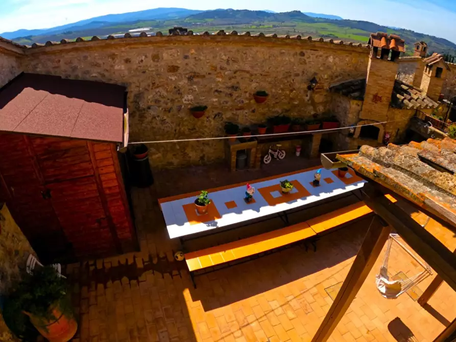 Immagine 22 di Porzione di casa in vendita  a Casole D'elsa