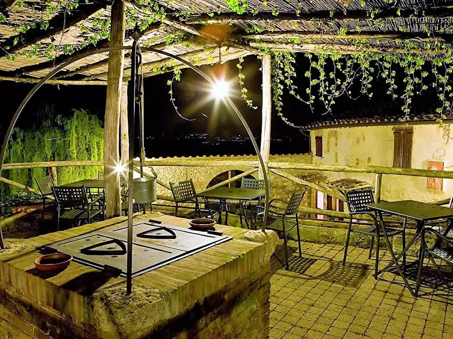 Immagine 6 di Casa colonica in vendita  a Monteriggioni