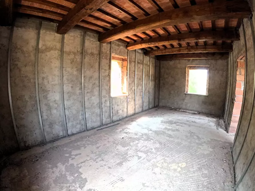 Immagine 23 di Rustico / casale in vendita  a Volterra
