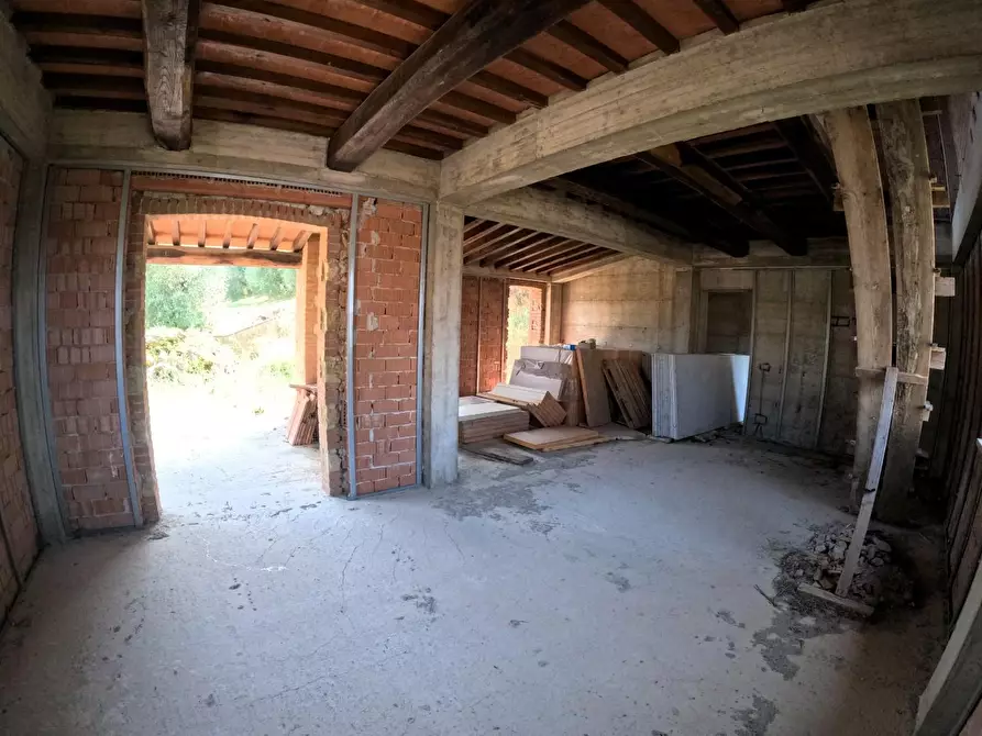 Immagine 19 di Rustico / casale in vendita  a Volterra