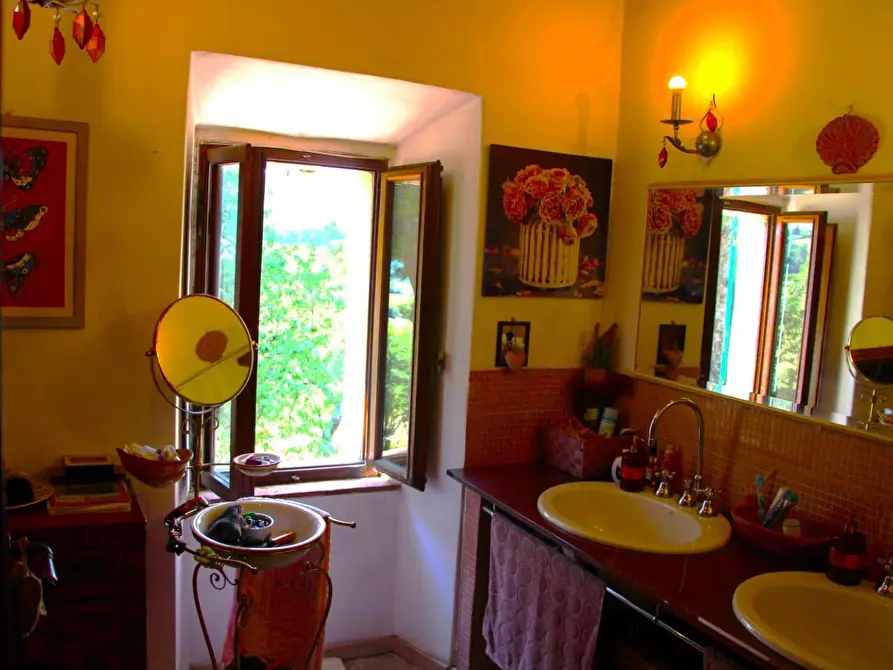 Immagine 17 di Rustico / casale in vendita  a Casole D'elsa