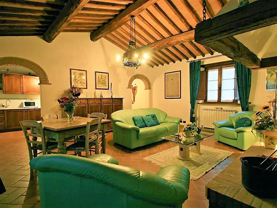 Immagine 20 di Casa colonica in vendita  a Volterra