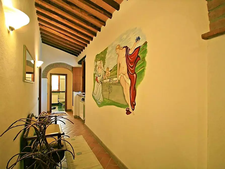 Immagine 22 di Casa colonica in vendita  a Volterra