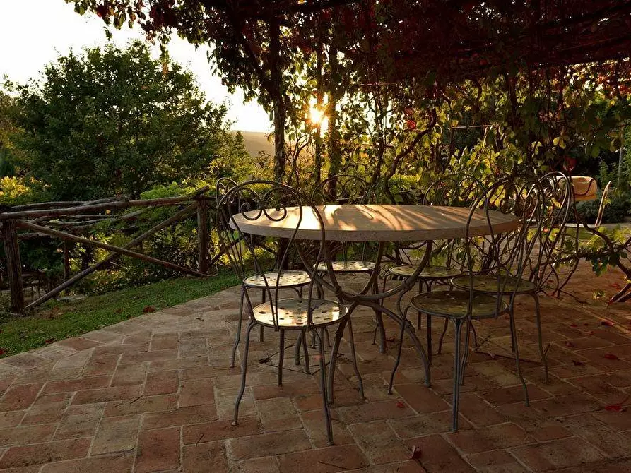 Immagine 25 di Casa colonica in vendita  a Casole D'elsa