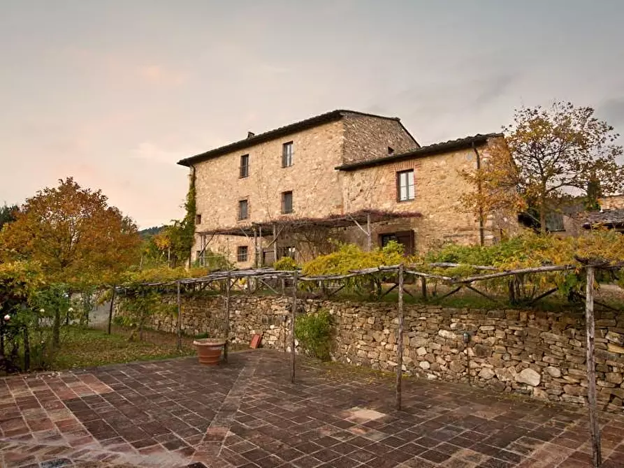 Immagine 8 di Casa colonica in vendita  a Casole D'elsa